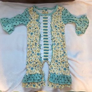 NWOT 6 month jumpsuit